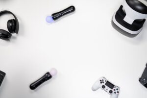 white and black xbox one controller